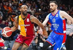 Anadolu Efes'ten Galatasaray'a büyük fark! Galatasaray - Anadolu Efes: 53-87