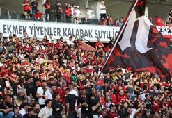 Eskişehirspor taraftarının şampiyonluk coşkusu