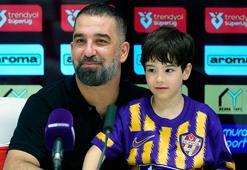 Arda Turan: Önümüzde yurt dışından 4 teklif var
