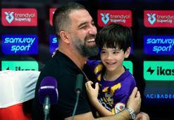 Arda Turan'ın oğlu Hamza'dan Emre Belözoğlu'na gönderme