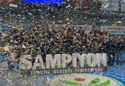 Hentbol Erkekler Süper Ligi şampiyonu Beşiktaş, kupasını aldı