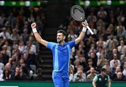 Novak Djokovic "100'ler kulübünde"