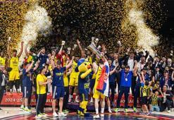 Eurolegue şampiyonu Fenerbahçe Beko İstanbul'a geldi