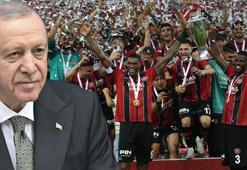 Cumhurbaşkanı Erdoğan, Süper Lig'e yükselen Fatih Karagümrük'ü tebrik etti