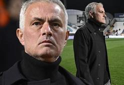Mourinho'ya zehir zemberek sözler 'Ya egosundan kurtulmalı ya da emekliliği düşünmeli'