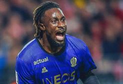 Fenerbahçe'den resmi teklif! Forvet transferinde sıcak gelişme