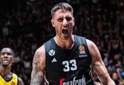 Eski Fenerbahçeli oyuncudan kötü haber! Tekrar kansere yakalandı