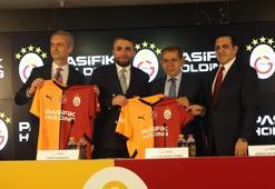 Galatasaray'da imzalar atıldı! İşte yeni göğüs sponsoru