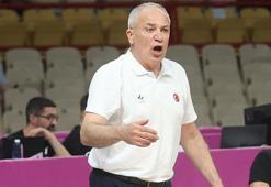 A Milli Kadın Basketbol Takımı Başantrenörü Ekrem Memnun: 'Çeyrek finale kalmak istiyoruz'