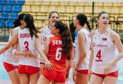 U-16 Kız Milli Voleybol Takımı Balkan ikincisi