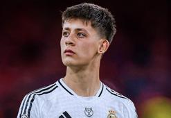 'Arda Güler, Real Madrid'i ikiye böldü' Vinicius Junior benzetmesi: Yedek kulübesine mahkun...
