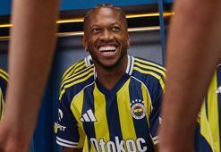 Fenerbahçe yeni sezonun formalarını tanıttı