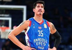 Anadolu Efes'te bir ayrılık daha: Derek Willis