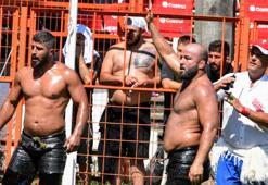 Kırkpınar’da 16 başpehlivan üçüncü tura yükseldi