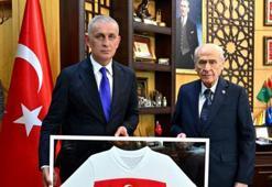 Devlet Bahçeli, TFF Başkanı Hacıosmanoğlu'nu kabul etti