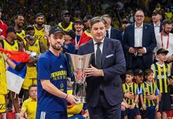 Fenerbahçe Beko imzayı açıkladı: Kaptan takımda kalıyor