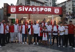 Sivassporlu taraftarlardan kulübe tam destek