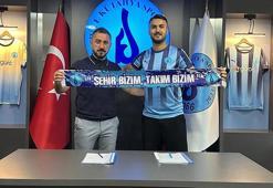 Karşıyaka’dan golcü atağı