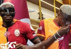 Galatasaray, Victor Osimhen'i resmen açıkladı