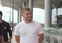 Beşiktaşlı futbolcu Semih Kılıçsoy, Cagliari'ye transferi için İtalya'ya gitti