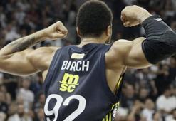Fenerbahçe resmen açıkladı: 1 yıllık sözleşme