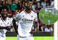 Süper Lig'de oynamıştı kendi kalesine attığı golle Amerika'yı salladı!