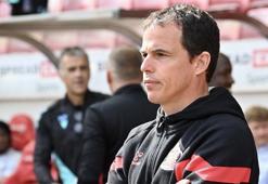 Sunderland'de Regis Le Bris'le yola devam!