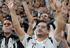Beşiktaş taraftarından Solskjaer'e ve futbolculara büyük tepki! 'Serdal Adalı hoca alsana'