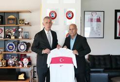 Kocaelispor Başkanı Recep Durul, TFF başkanı İbrahim Hacıosmanoğlu'nu ziyaret etti!