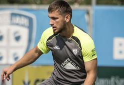 Semih Kılıçsoy Cagliari'deki ilk maçında 10 dakika oynadı sarı kart gördü