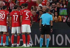 Maça damga vuran inceleme! Benfica attı, VAR'dan döndü