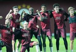 Galatasaray'da bir ayrılık daha! Bugün İspanya'ya gidiyor, imzayı atacak