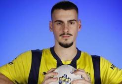 Fenerbahçe'de ayrılık resmen açıklandı! TFF'ye bildirildi...