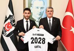 Beşiktaş'ta Kartal Kayra Yılmaz'ın sözleşmesi uzatıldı