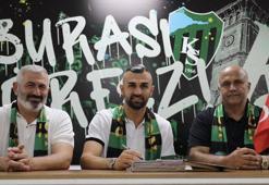 Serdar Dursun resmen Kocaelispor'da! Tecrübeli golcüden 1 yıllık imza
