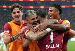 Galatasaray'da yıldız futbolcu dönüyor!