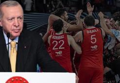 Cumhurbaşkanı Erdoğan, A Milli Basketbol Takımı'nı tebrik etti