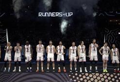A Milli Basketbol Takımımıza uçakta sürpriz