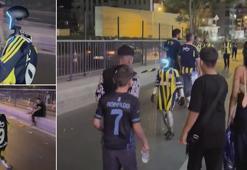 Kadıköy'de Kerem Aktürkoğlu formalı robot görenleri şaşkına çevirdi