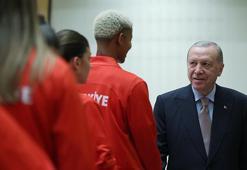 Cumhurbaşkanı Erdoğan, A Milli Kadın Voleybol Takımı'nı kabul etti