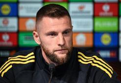 Fenerbahçe kaptanı Milan Skriniar: Camiaya pozitiflik katmak için kazanmak istiyoruz