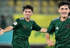 Esenler Erokspor İstanbulspor'u 5-0 mağlup etti! Berat Luş 4 golle yıldızlaştı