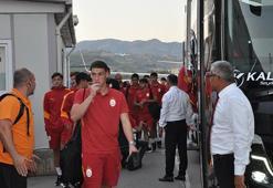 Galatasaray kafilesi, Antalya'ya geldi