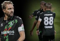 Sakaryaspor Caner Erkin ve Burak Altıparmak'ı kadro dışı bıraktı! Caner Erkin takım arkadaşına tokat atmıştı