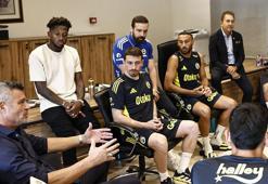 Fenerbahçe'de kritik toplantı! Sadettin Saran ve Ertan Torunoğulları, Samandıra'da futbolcularla görüştü...