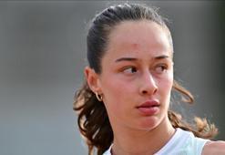 Zeynep Sönmez'den tarihi galibiyet!
