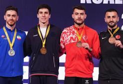 Karate'de Malezya'da üç madalya