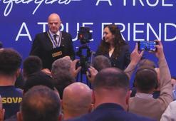 FIFA Başkanı Infantino'ya Kosova'da Cumhurbaşkanlığı Liyakat Madalyası verildi