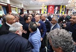 İZLE | Fenerbahçe Kulübü Yüksek Divan Kurulu'nda kavga çıktı! Aziz Yıldırım ve Ali Koç...