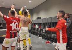 Gençlerbirliği soyunma odasında Beşiktaş galibiyeti coşkusu!